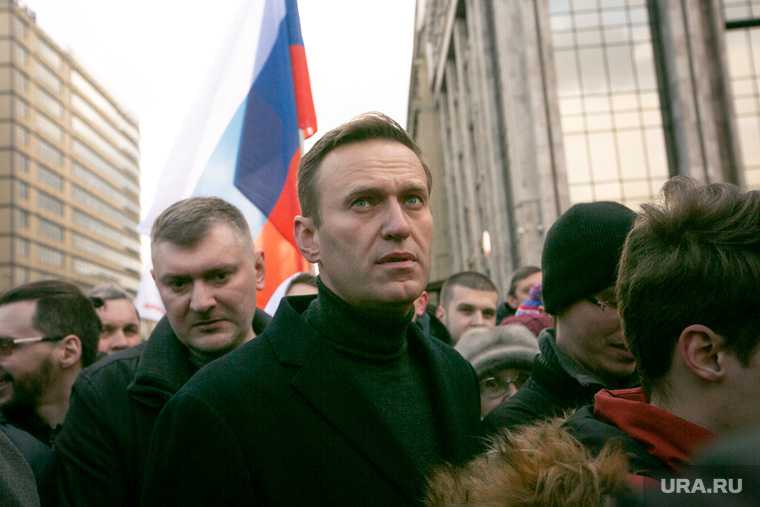 Навальный назвал ветерана холуем