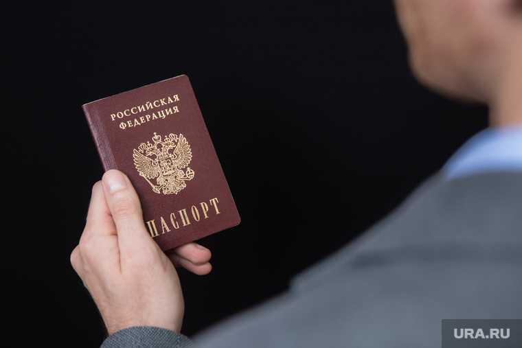 Путин сделал гостайной методы проверки паспортов силовиками