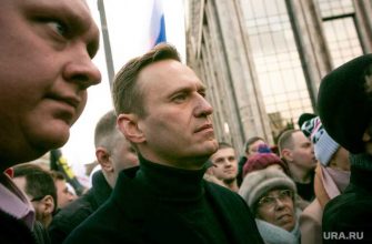 Алексея Навального отравили