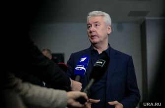 Собянин рассказал Путину о прививке от коронавируса