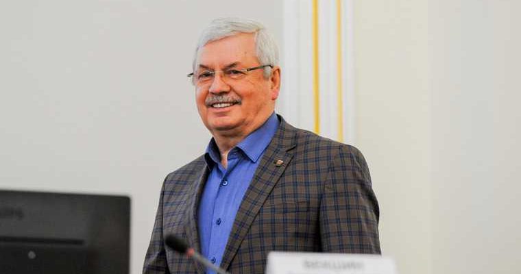 Владимир Мякуш