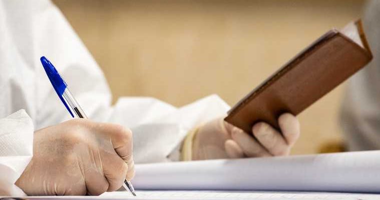 COVID-паспорта ковидные паспорта Россия вирусологи мнение вакцина