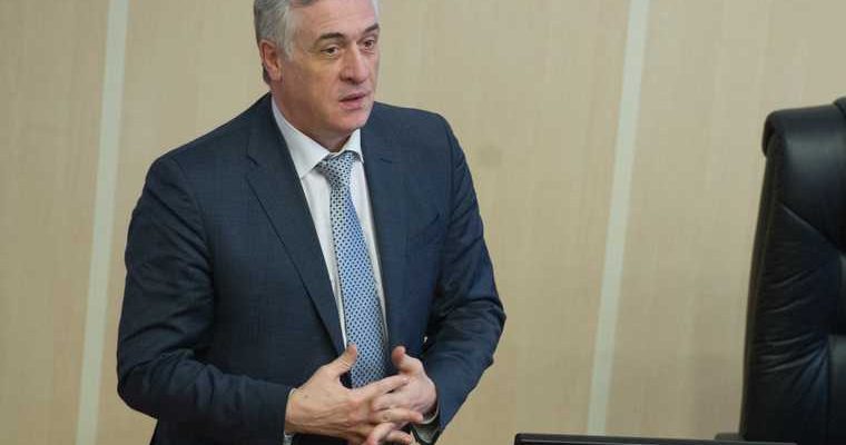 Яков Силин ректор УрГЭУ гей скандал