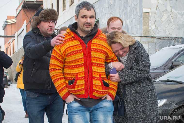 друзья фотограф убийца дмитрий лошагин родные жертвы летят малахов прямой эфир россия