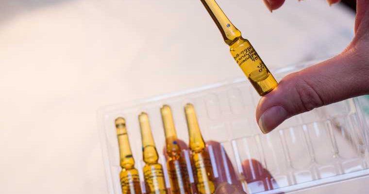 в Европе остановили использование AstraZeneca
