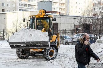 Екатеринбург чиновник снег уголовное дело нарушение