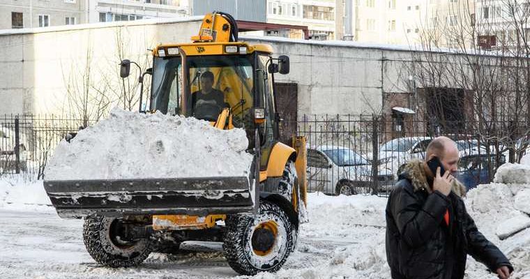 Екатеринбург чиновник снег уголовное дело нарушение