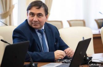 управляющая компания Екатеринбург двойные платежки министр ЖКХ и энергетики Свердловской области Николай Смирнов