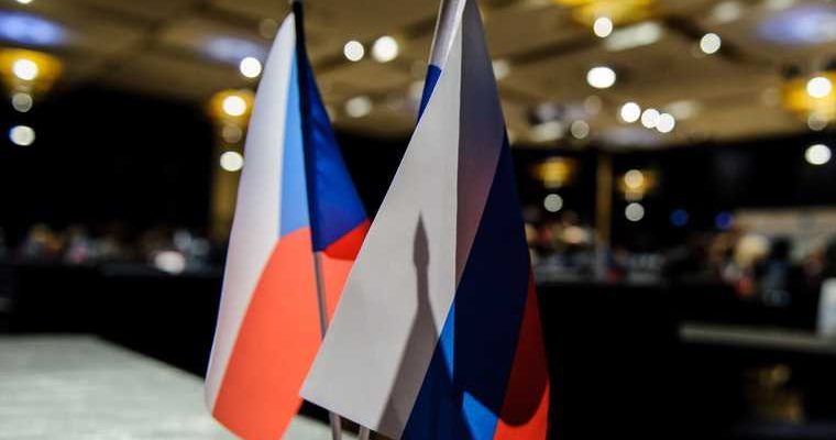 У посольства РФ в Праге произошла потасовка