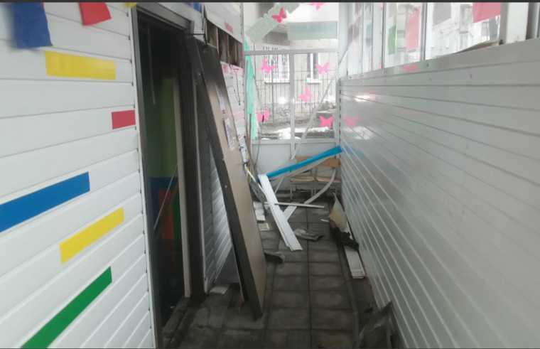 В Екатеринбурге вспыхнул детский центр. Фото