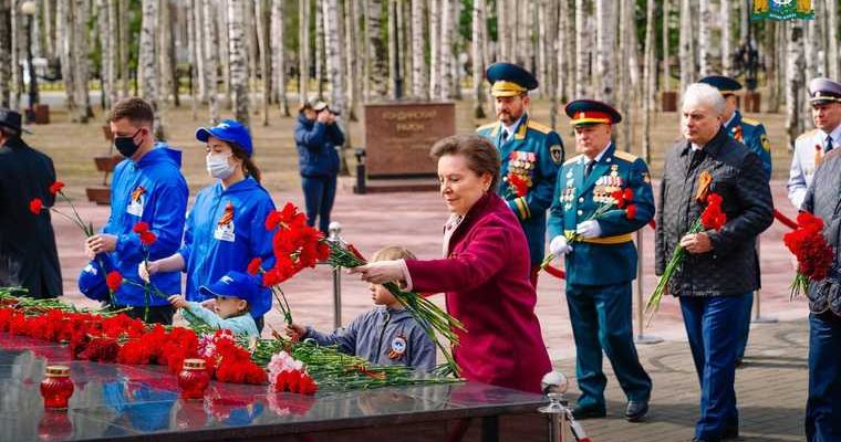 Губернатор ХМАО Комарова день победы 9 мая