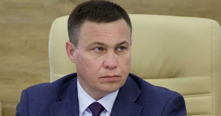 судебные приставы