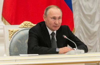 Президент РФ наградил ученых за разработку вакцины от коронавируса