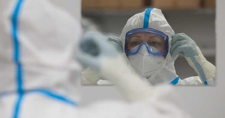 резервный фонд правительства российской федерации Комиссия Федерального собрания губернатор хмао наталья комарова борьба с коронавирусом выплаты врачам