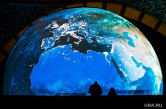 две статуи свободы